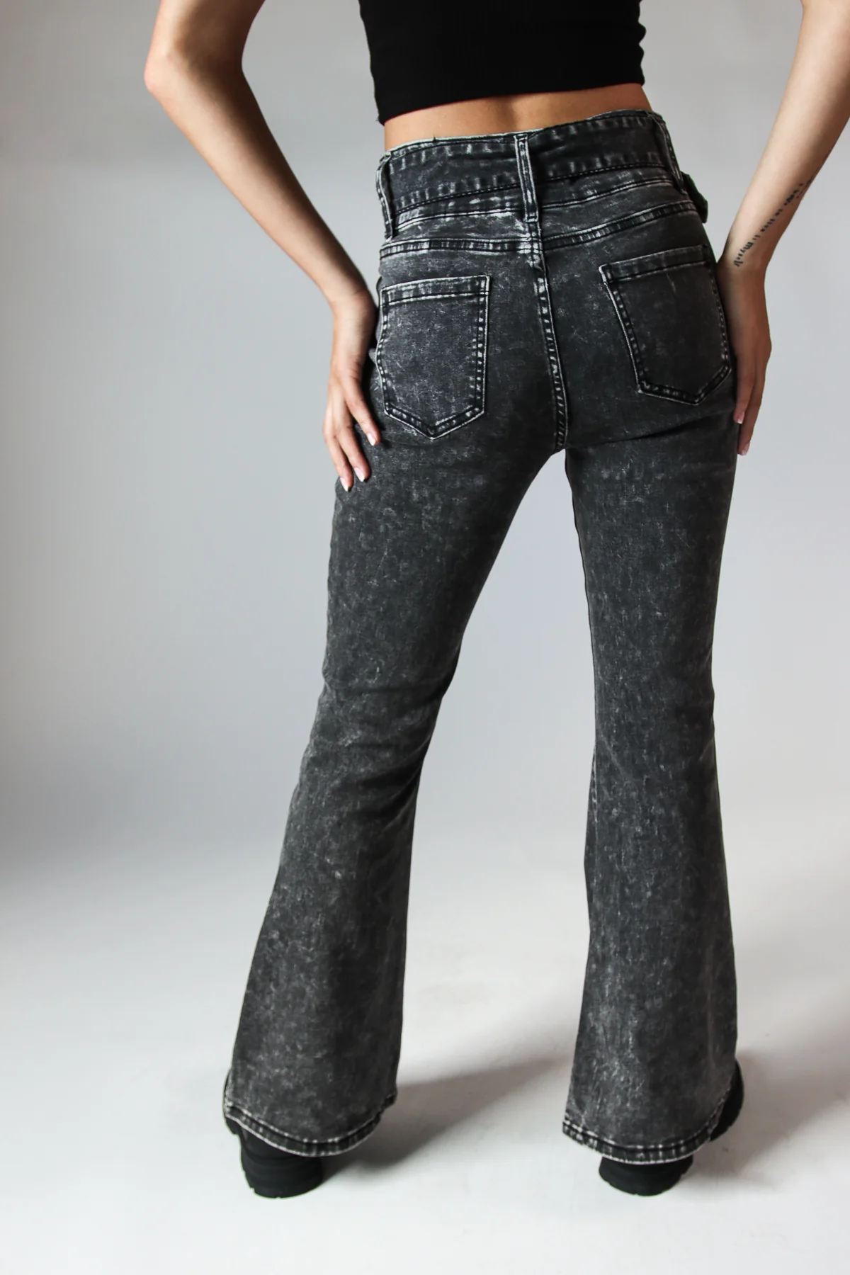 Belted Flare Grunge Wash Jeans - Image 15