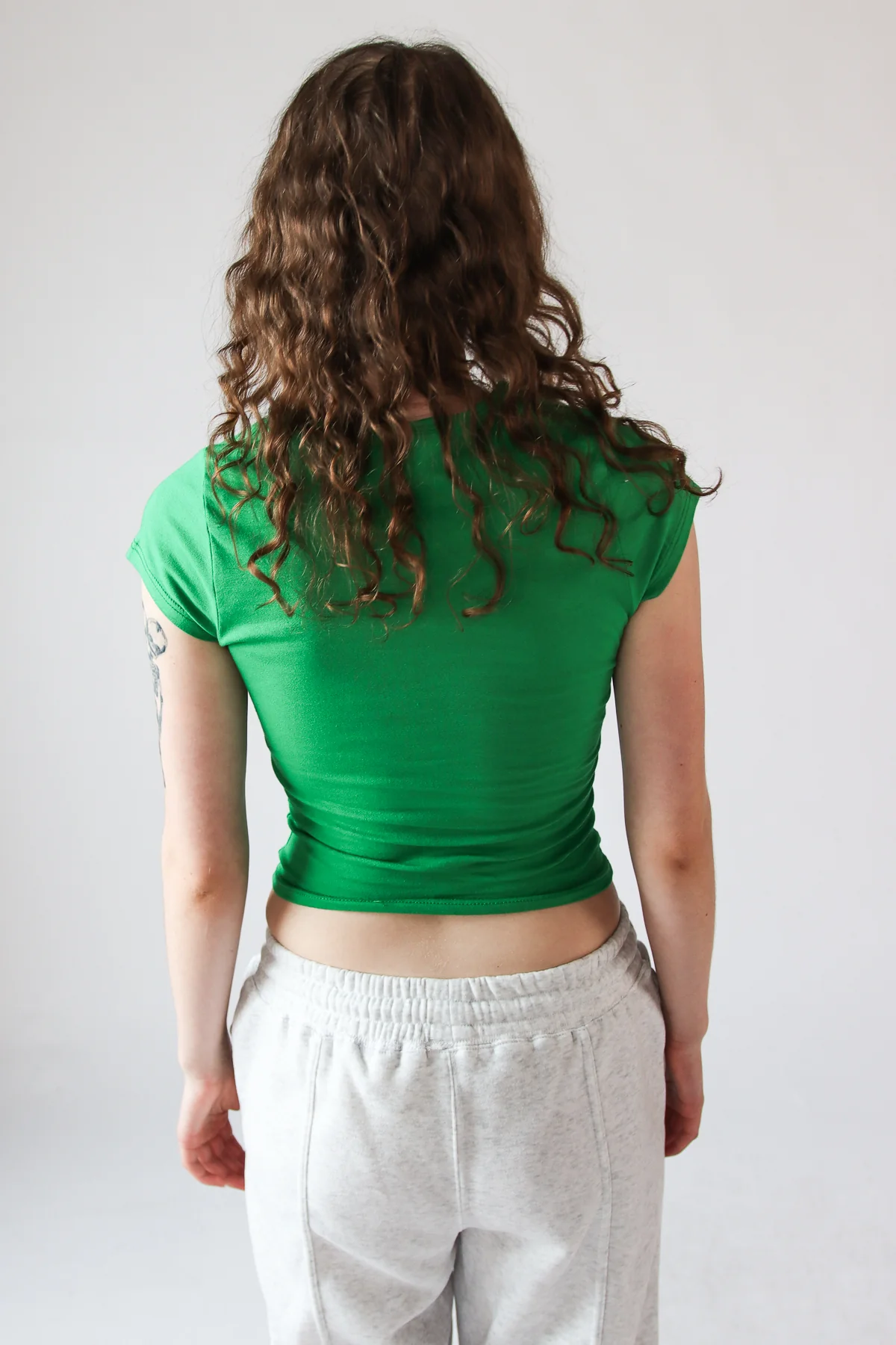 Everyone Loves An Irish Girl T-Shirt - Image 7