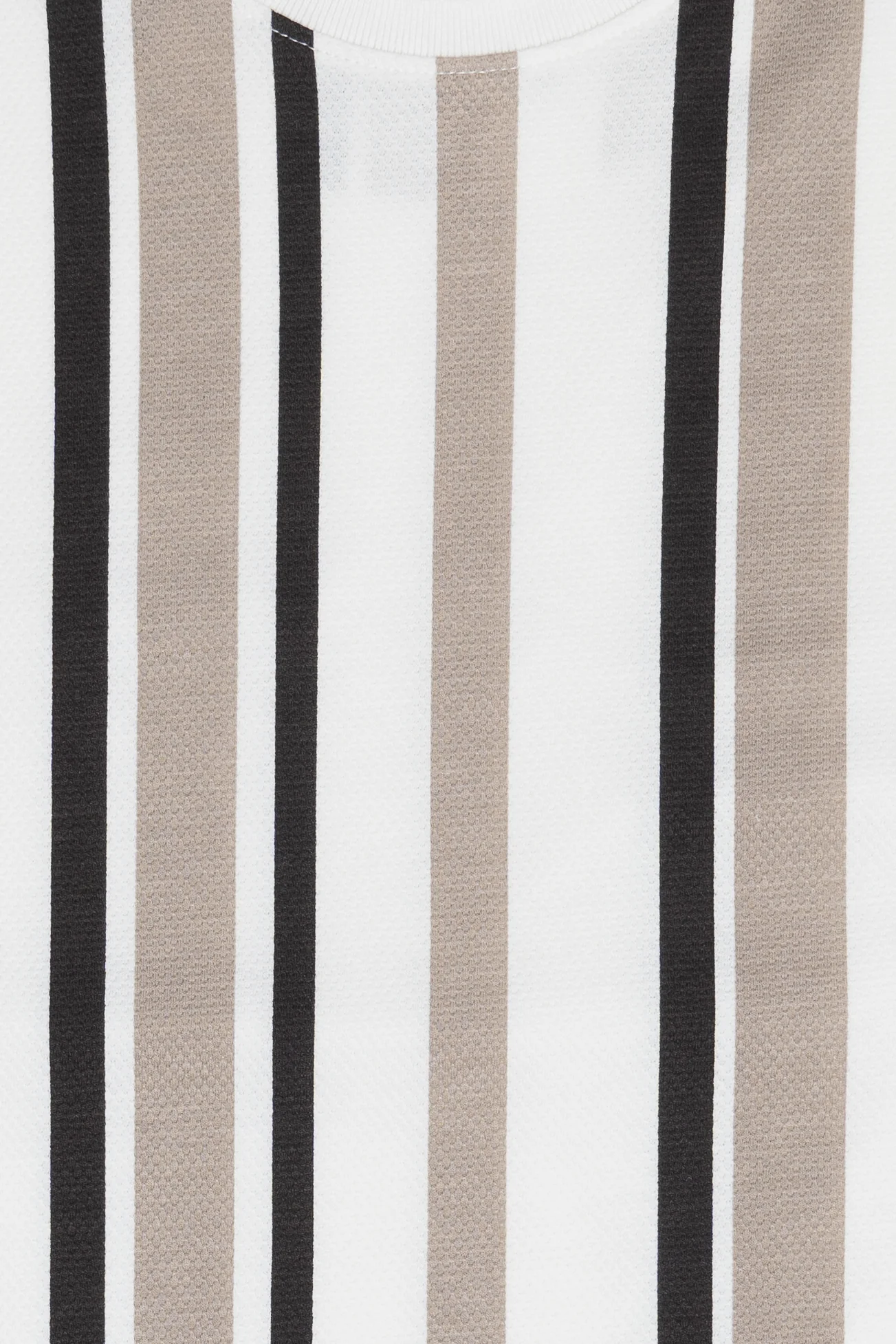 Vertical Striped Textured Tee - Image 5